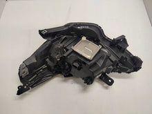 Laden Sie das Bild in den Galerie-Viewer, Frontscheinwerfer Renault Clio I V 260104922R Full LED Rechts Headlight SCH8131511566uw