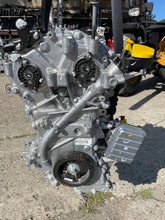 Load image into Gallery viewer, Motor Renault E-Tech H5FA601 1.2 TCE 131PS 96kW 4TKm Benzin Engine Unkomplett