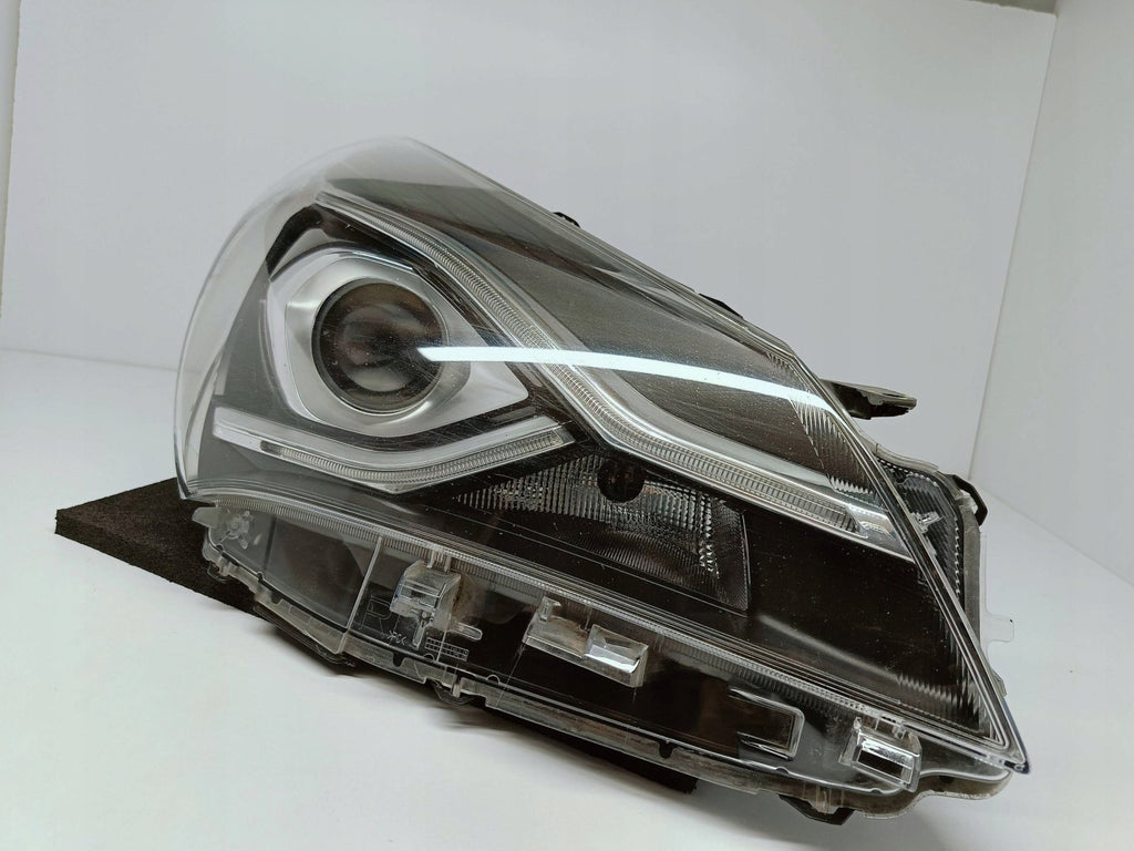 Frontscheinwerfer Toyota Yaris Rechts Scheinwerfer Headlight SCH9927163302om