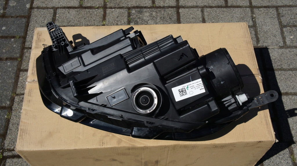 Frontscheinwerfer Ford Ecosport GN15-13D154-HE Xenon Rechts Headlight