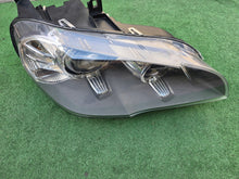 Load image into Gallery viewer, Frontscheinwerfer BMW X5 E70 7221892 Bi-Xenon Rechts Scheinwerfer Headlight SCH9200059970vr