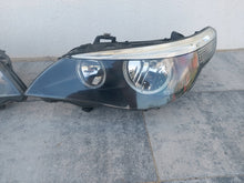Laden Sie das Bild in den Galerie-Viewer, Frontscheinwerfer BMW E60 E61 6910778 6910777 7165562 7165561 Rechts oder Links SCH6315597554tt