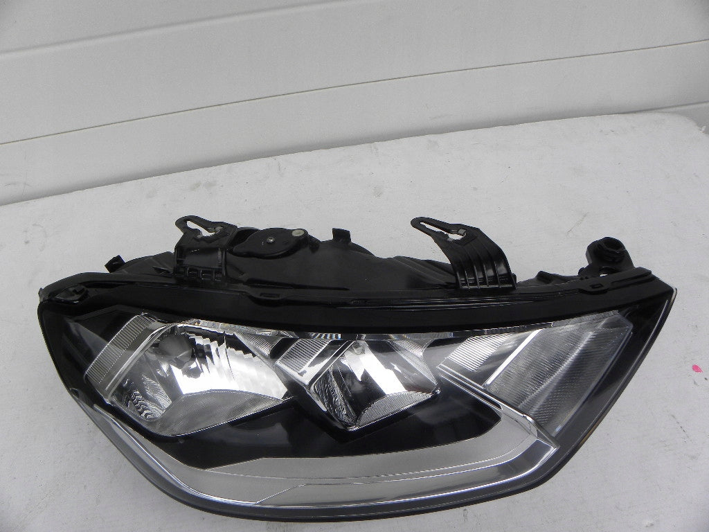 Frontscheinwerfer Audi A1 82A941004 Rechts Scheinwerfer Headlight