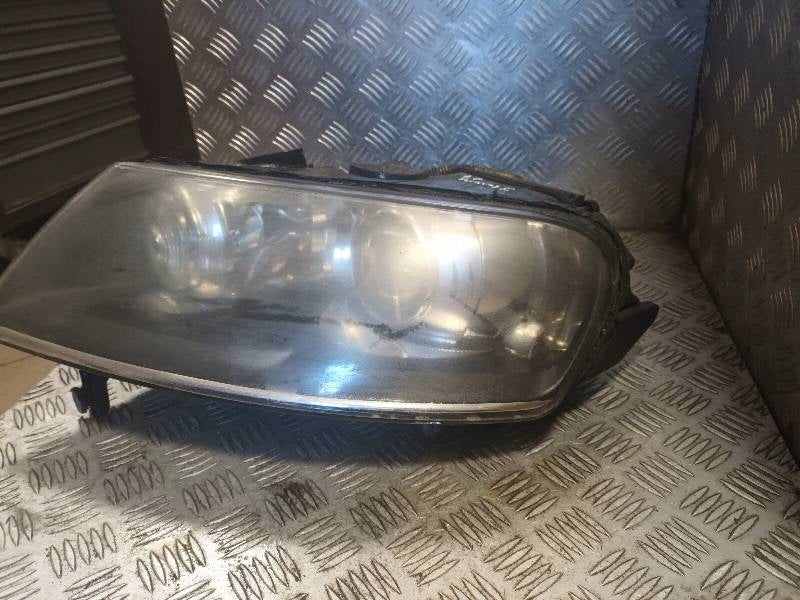 Frontscheinwerfer VW Touareg Xenon Ein Stück (Rechts oder Links) Headlight