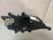 Laden Sie das Bild in den Galerie-Viewer, Frontscheinwerfer VW T7 7T1941081B Full LED Links Scheinwerfer Headlight SCH3193211856ik