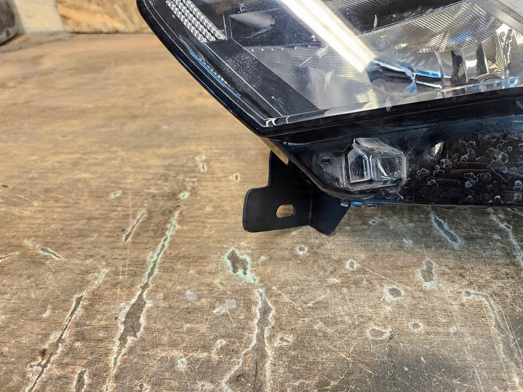 Frontscheinwerfer Dacia Sandero III Jogger 260607161R LED Links Headlight