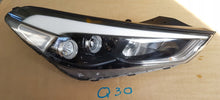Load image into Gallery viewer, Frontscheinwerfer Hyundai Tucson 92102-D7200 Rechts Scheinwerfer Headlight SCH7279573454ck