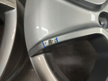 Load image into Gallery viewer, 4x Alufelge 16 Zoll 6.5" 5x120 62ET 2H0071496 VW Amarok Crafter Rim Wheel FEL2205831933dj
