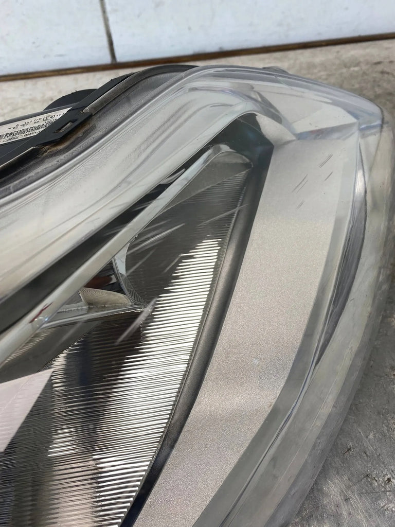 Frontscheinwerfer Ford Focus BM51-13W029-NB Rechts Scheinwerfer Headlight SCH1652822597pm