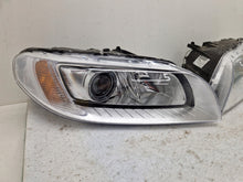 Laden Sie das Bild in den Galerie-Viewer, Frontscheinwerfer Volvo S80 II V70 31420013 31420014 Rechts oder Links