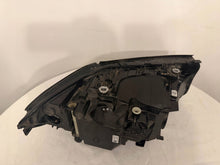 Load image into Gallery viewer, Frontscheinwerfer BMW G31 G30 10393050006 Links Scheinwerfer Headlight SCH5501150297ph