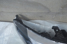 Laden Sie das Bild in den Galerie-Viewer, Frontscheinwerfer Mitsubishi Eclipse Cross Full LED Rechts Headlight