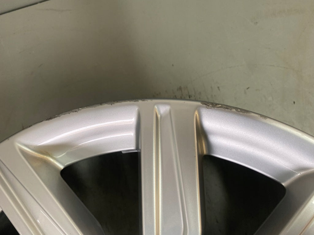 1x Alufelge 19 Zoll 8.0" 5x112 39ET Glanz Silber 4K0601025M Audi A6 C8 Rim Wheel FEL2428373735wt