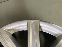 Load image into Gallery viewer, 1x Alufelge 19 Zoll 8.0" 5x112 39ET Glanz Silber 4K0601025M Audi A6 C8 Rim Wheel FEL2428373735wt