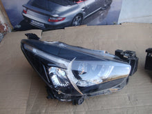 Laden Sie das Bild in den Galerie-Viewer, Frontscheinwerfer Mazda II Full LED Ein Stück (Rechts oder Links) Headlight