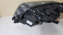 Load image into Gallery viewer, Frontscheinwerfer Man Tge Crafter 7C1941006A Rechts Scheinwerfer Headlight SCH8013379994hw