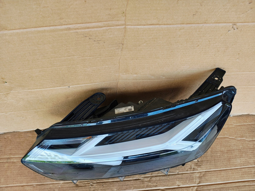 Frontscheinwerfer Dacia Sandero III Logan 260602561R Links Headlight