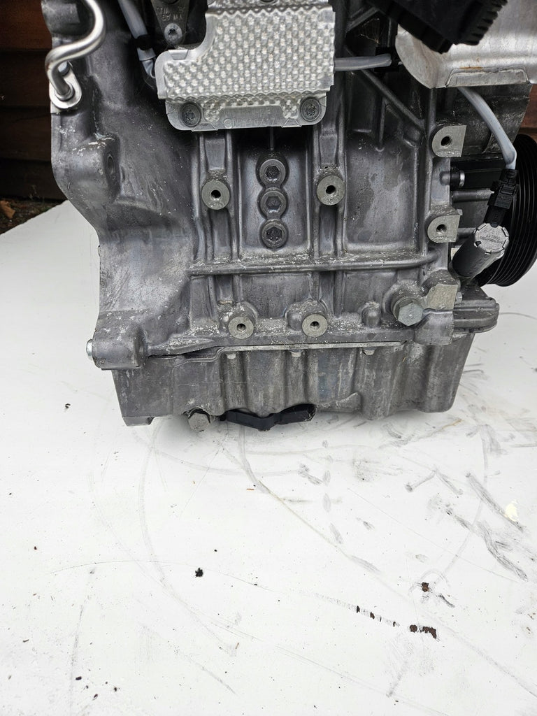 Motor Seat Skoda VW CHZ 1.0 TSI Benzin Engine Komplett