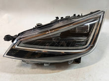 Laden Sie das Bild in den Galerie-Viewer, Frontscheinwerfer Seat Ibiza I 6F191007F Links Scheinwerfer Headlight SCH9230098380kw