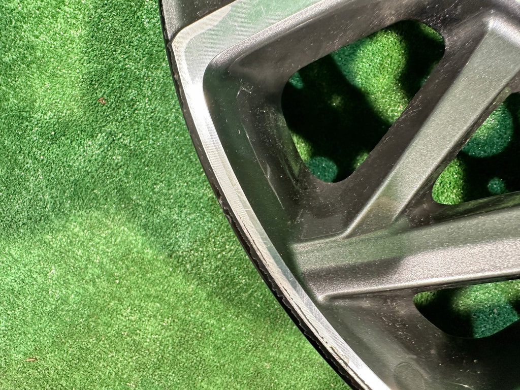 1x Alufelge 18 Zoll 7.5" 5x114.3 50ET 52910-CM300 Hyundai Kona Rim Wheel