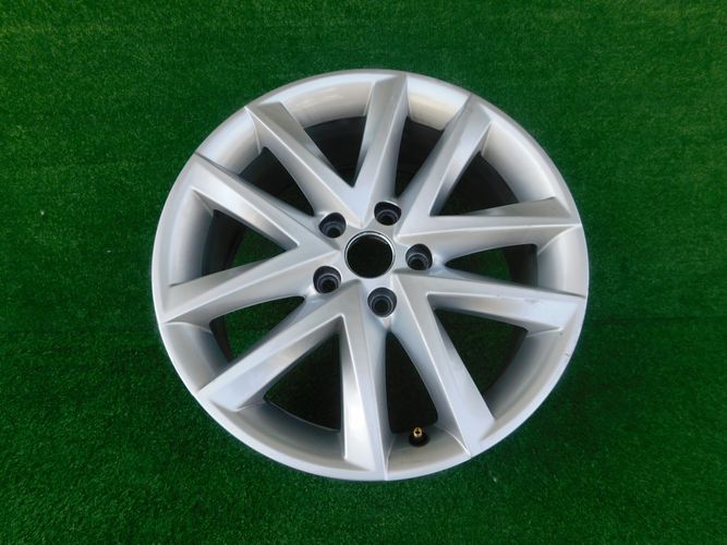 1x Alufelge 17 Zoll 7.0" 5x112 40ET Glanz Silber 5FJ601025 Seat Tarraco