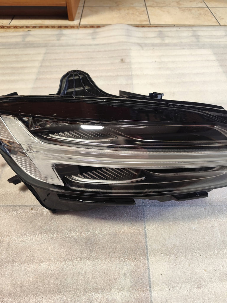 Frontscheinwerfer Volvo V60 32420508 Rechts Scheinwerfer Headlight SCH6588052723il
