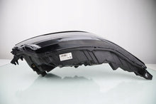Laden Sie das Bild in den Galerie-Viewer, Frontscheinwerfer Land Rover Velar M8A2-13W029-LA Laser Rechts Headlight SCH9917959464ea