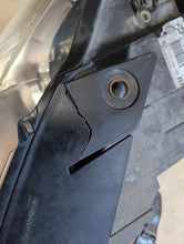 Load image into Gallery viewer, Frontscheinwerfer VW Passat 3C0941752G 3D0907391B Xenon Rechts Headlight SCH9164114157hx