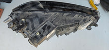 Laden Sie das Bild in den Galerie-Viewer, Frontscheinwerfer VW Sportsvan 517941035A Links Scheinwerfer Headlight