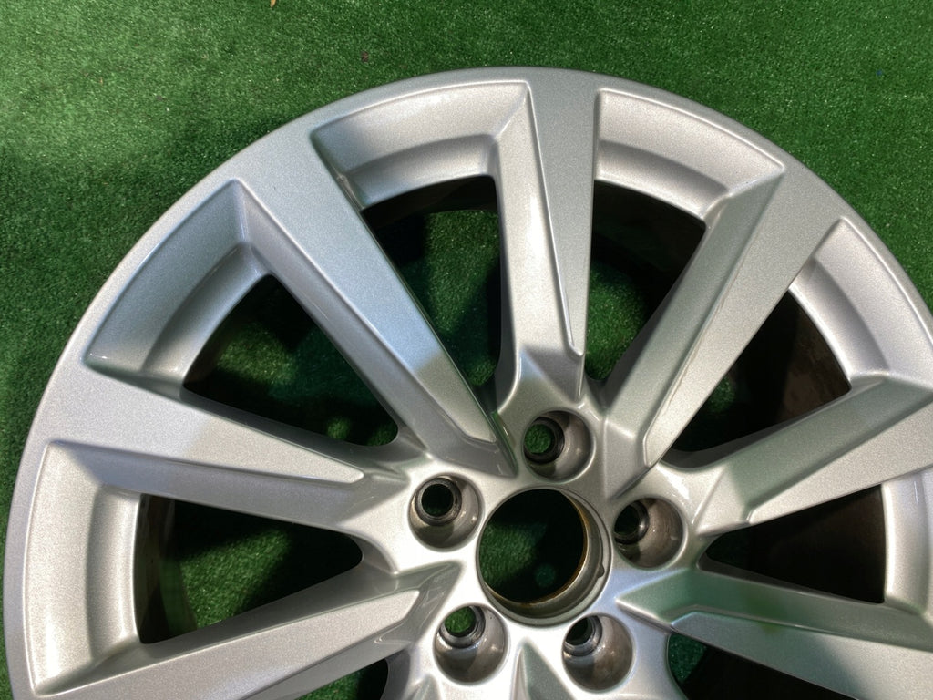 1x Alufelge 16 Zoll 6.5" 5x100 40ET 82A601025C Audi A1 Rim Wheel FEL4065516690pe