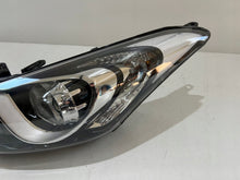 Laden Sie das Bild in den Galerie-Viewer, Frontscheinwerfer Hyundai I30 92101-A6060 Links Scheinwerfer Headlight SCH1608028314eo