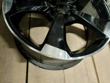 Load image into Gallery viewer, 1x Alufelge 19 Zoll 8.0" 5x112 42ET 8V0601025FP Audi A3 Rim Wheel FEL9684475107as