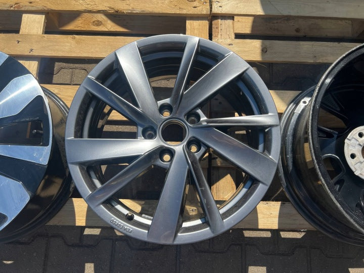 1x Alufelge 17 Zoll 5x112 2GA071497A VW T-Roc Rim Wheel FEL1416441998nj