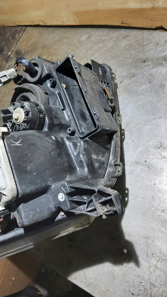 Frontscheinwerfer Toyota Avensis LED Links Scheinwerfer Headlight