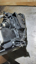 Laden Sie das Bild in den Galerie-Viewer, Frontscheinwerfer Toyota Avensis LED Links Scheinwerfer Headlight SCH7726321187so