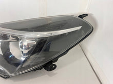 Laden Sie das Bild in den Galerie-Viewer, Frontscheinwerfer Toyota Yaris 811300DA50 811300DA60 Links Headlight SCH5914015795ei