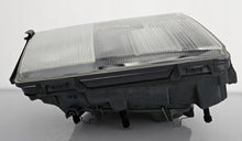Laden Sie das Bild in den Galerie-Viewer, Frontscheinwerfer Mercedes-Benz W124 12985200 Rechts Scheinwerfer Headlight