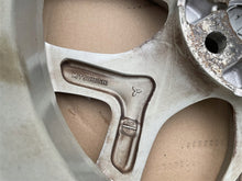 Laden Sie das Bild in den Galerie-Viewer, 1x Alufelge 18 Zoll 7.0&quot; 5x114.3 38ET Mitsubishi Outlander Iii Rim Wheel