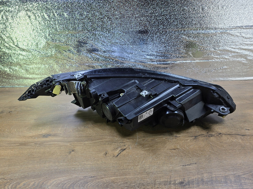 Frontscheinwerfer VW Golf VIII 5H1941005C LED Ein Stück (Rechts oder Links) SCH9066861335sg