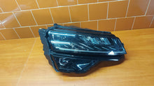Load image into Gallery viewer, Frontscheinwerfer Skoda Karoq 57B941016D Rechts Scheinwerfer Headlight SCH4858140043op