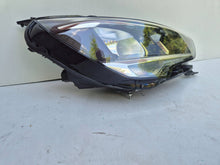 Load image into Gallery viewer, Frontscheinwerfer Opel Corsa F 9829465380 354261827 Rechts Headlight SCH9151550750qx