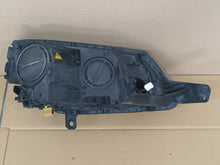 Laden Sie das Bild in den Galerie-Viewer, Frontscheinwerfer Skoda Yeti 5L1941015C Xenon Links Scheinwerfer Headlight SCH2284149187te