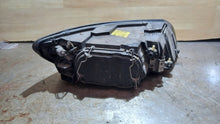 Load image into Gallery viewer, Frontscheinwerfer Volvo S40 II Links Scheinwerfer Headlight SCH6562263022qu