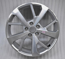 Laden Sie das Bild in den Galerie-Viewer, 1x Alufelge 18 Zoll 7.0" 5x112 43ET Glanz Silber 83A601025J Audi Q3 Rim Wheel FEL5145751222wr
