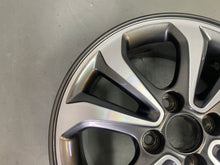 Load image into Gallery viewer, 1x Alufelge 15 Zoll 6.0&quot; 4x100 47ET Glanz Grau 52910-C8800 Hyundai I10 Mg