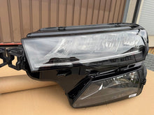 Laden Sie das Bild in den Galerie-Viewer, Frontscheinwerfer Skoda Karoq 57B941009 57B941010 LED Ein Satz Headlight SCH4169600244td