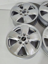 Laden Sie das Bild in den Galerie-Viewer, 4x Alufelge 15 Zoll 5.5" 5x112 46ET Glanz Silber 6855101 Mini Rim Wheel FEL6463992510ih