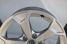 Load image into Gallery viewer, 1x Alufelge 17 Zoll 6.5" 5x112 83A071497A Audi Q2 Rim Wheel FEL7107810423vs