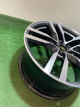 Laden Sie das Bild in den Galerie-Viewer, 1x Alufelge 19 Zoll 8S0601025F Audi Tt Rim Wheel FEL9445966110of