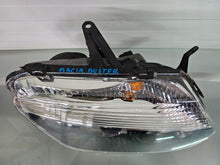 Laden Sie das Bild in den Galerie-Viewer, Frontscheinwerfer Dacia Duster 260103738R LED Rechts Scheinwerfer Headlight